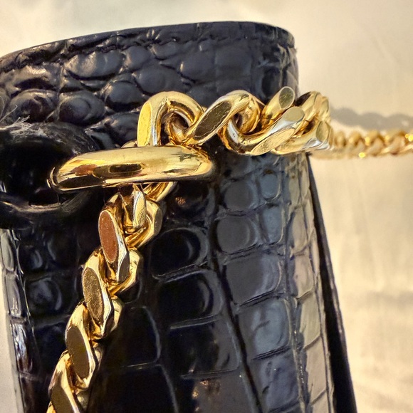 Yves Saint Laurent Sunset Black Croc-Embossed Shoulder Bag - Picture 11 of 16